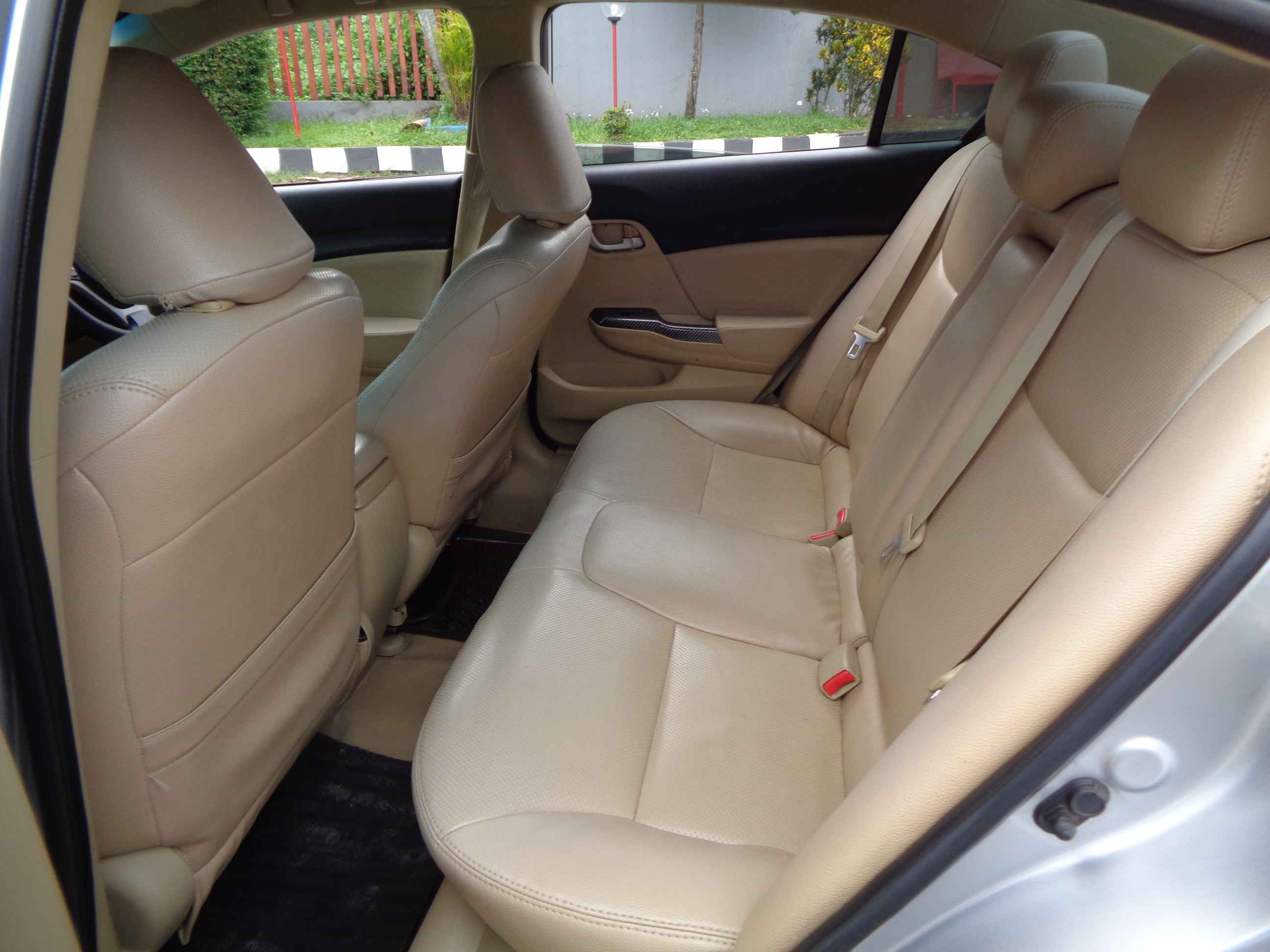 Interior Belakang Honda Civic FB 2012